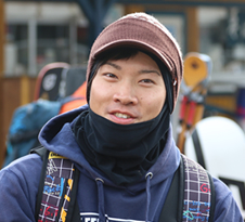 角田 翔